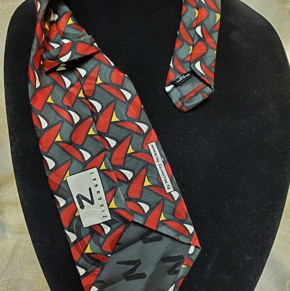 Ziggurat by Mulberry Neckwear Tie - Picture 6 of 8